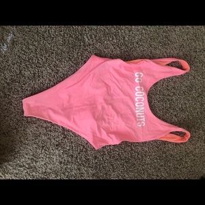 GO COCONUTS one piece